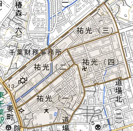 祐光とその周辺の地図。町の範囲を重ねている