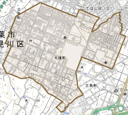 千種町とその周辺の地図。町の範囲を重ねている