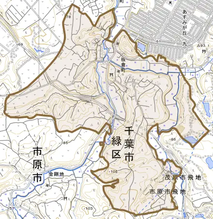 板倉町とその周辺の地図。町の範囲を重ねている