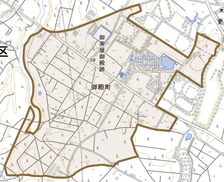 御殿町とその周辺の地図。町の範囲を重ねている