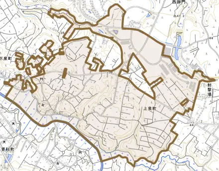 上泉町とその周辺の地図。町の範囲を重ねている