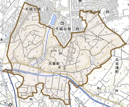 大草町とその周辺の地図。町の範囲を重ねている