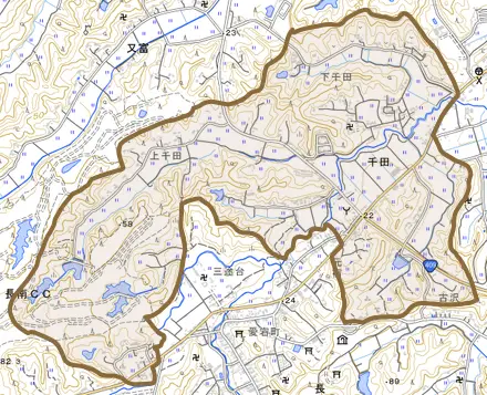 千田とその周辺の地図。町の範囲を重ねている