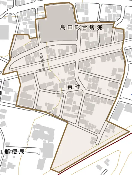 東町とその周辺の地図。町の範囲を重ねている