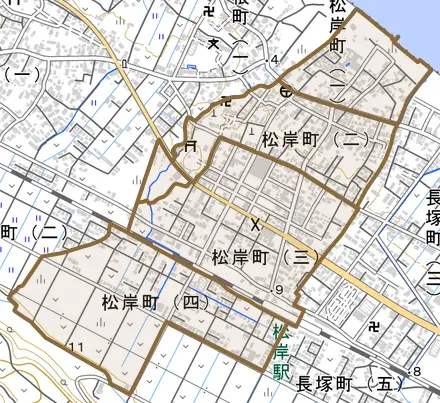 松岸町とその周辺の地図。町の範囲を重ねている