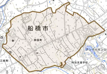 神保町とその周辺の地図。町の範囲を重ねている