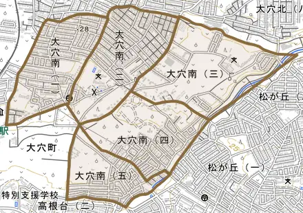 大穴南とその周辺の地図。町の範囲を重ねている