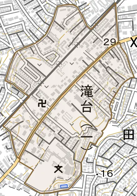 滝台とその周辺の地図。町の範囲を重ねている