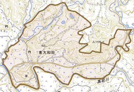 東大和田とその周辺の地図。町の範囲を重ねている