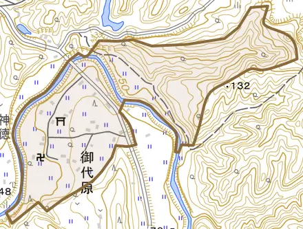 御代原とその周辺の地図。町の範囲を重ねている