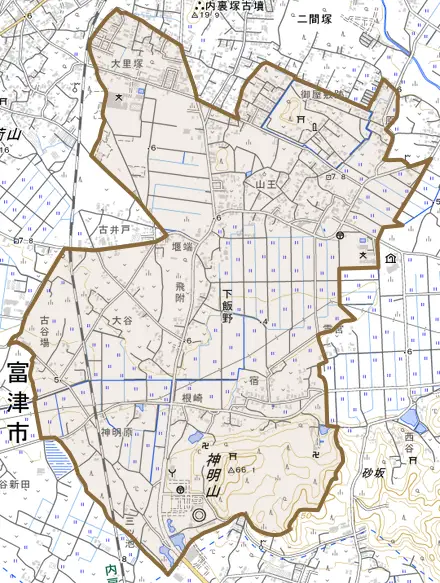 下飯野とその周辺の地図。町の範囲を重ねている