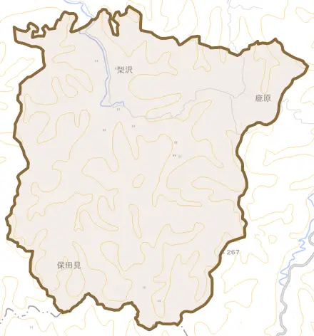 梨沢とその周辺の地図。町の範囲を重ねている