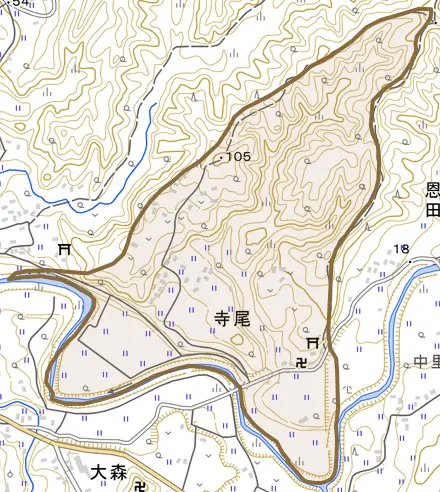 寺尾とその周辺の地図。町の範囲を重ねている
