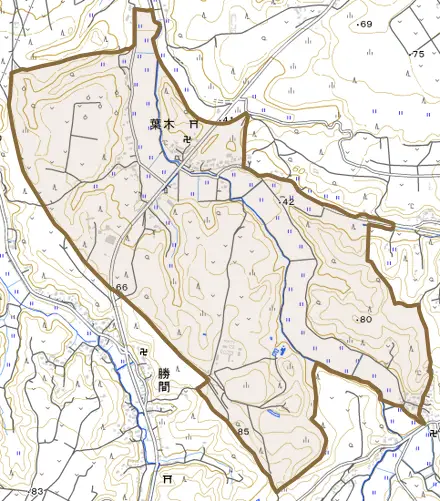 葉木とその周辺の地図。町の範囲を重ねている