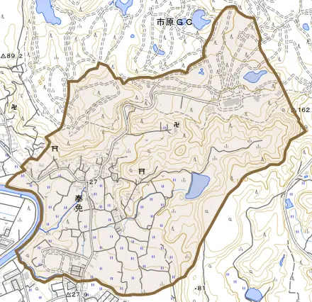 奉免とその周辺の地図。町の範囲を重ねている