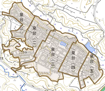 泉台とその周辺の地図。町の範囲を重ねている