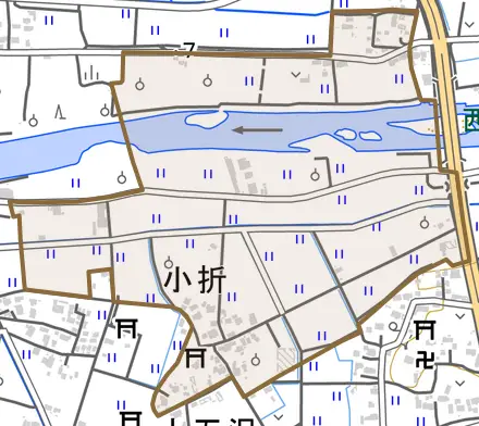 小折とその周辺の地図。町の範囲を重ねている