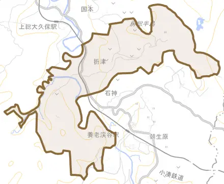 折津とその周辺の地図。町の範囲を重ねている