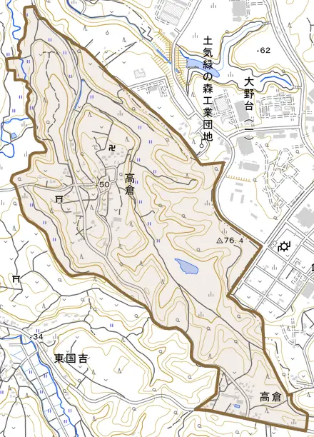高倉とその周辺の地図。町の範囲を重ねている
