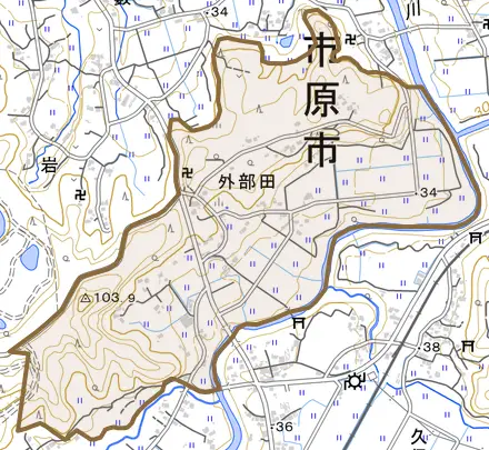 外部田とその周辺の地図。町の範囲を重ねている
