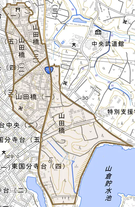 山田橋とその周辺の地図。町の範囲を重ねている