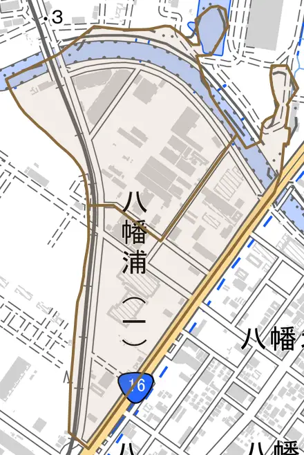 八幡浦とその周辺の地図。町の範囲を重ねている