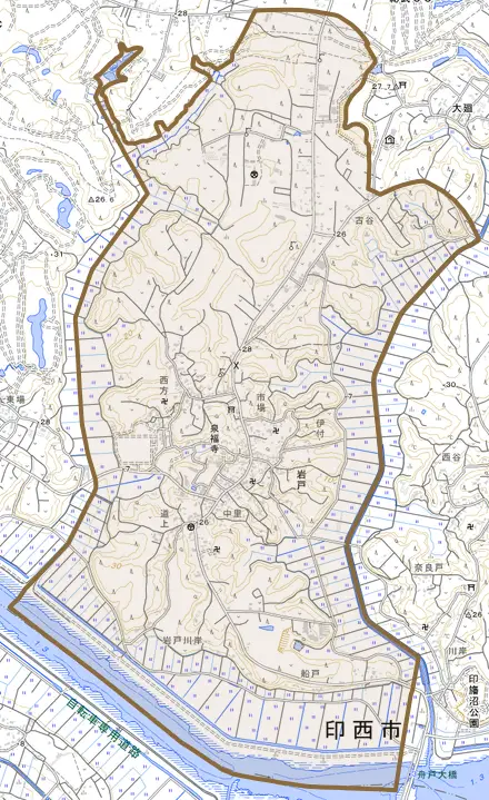 岩戸とその周辺の地図。町の範囲を重ねている