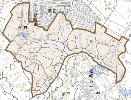 結縁寺とその周辺の地図。町の範囲を重ねている