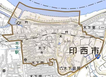 木下とその周辺の地図。町の範囲を重ねている