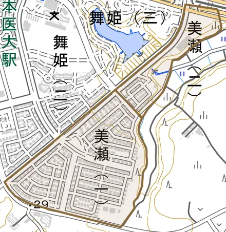美瀬とその周辺の地図。町の範囲を重ねている