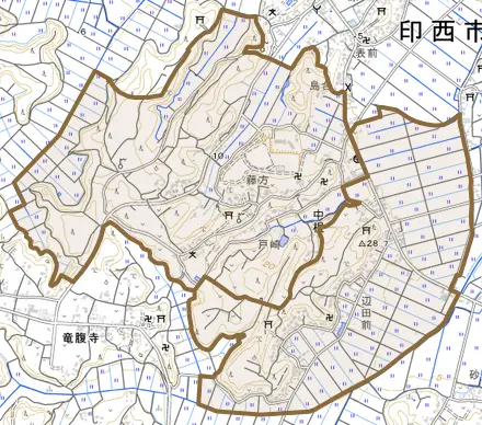 中根とその周辺の地図。町の範囲を重ねている