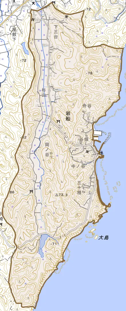 岩船とその周辺の地図。町の範囲を重ねている