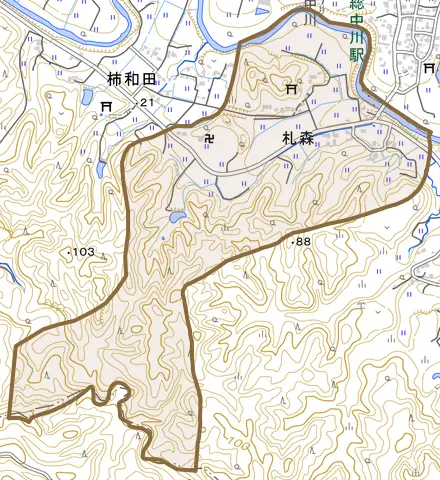 札森とその周辺の地図。町の範囲を重ねている