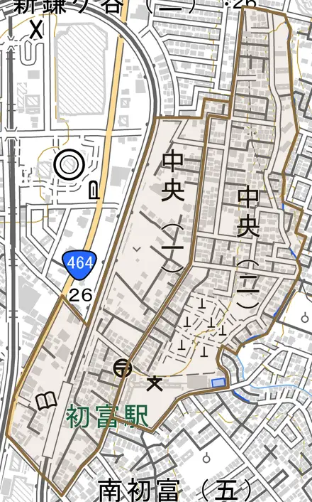 中央とその周辺の地図。町の範囲を重ねている
