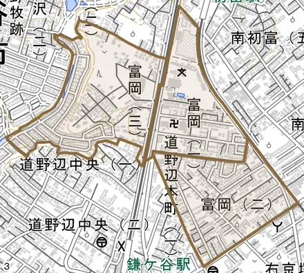 富岡とその周辺の地図。町の範囲を重ねている