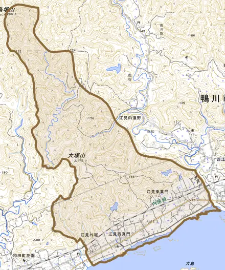 江見東真門とその周辺の地図。町の範囲を重ねている