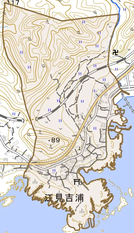 江見吉浦とその周辺の地図。町の範囲を重ねている