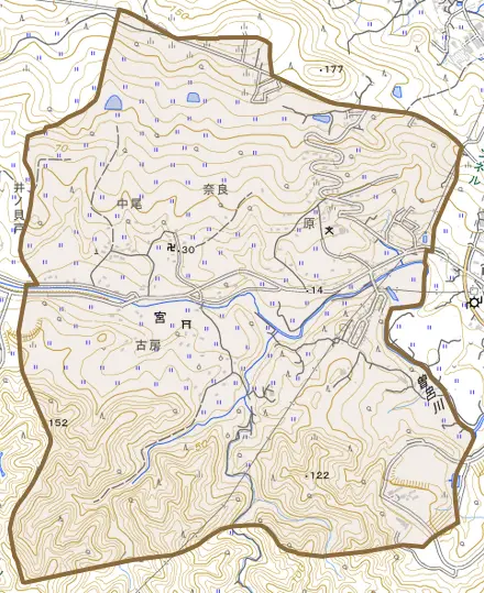 宮とその周辺の地図。町の範囲を重ねている