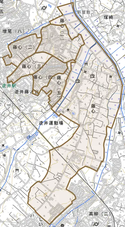 藤心とその周辺の地図。町の範囲を重ねている