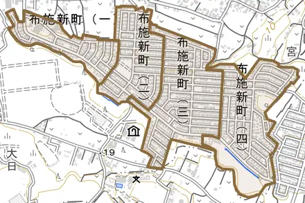 布施新町とその周辺の地図。町の範囲を重ねている