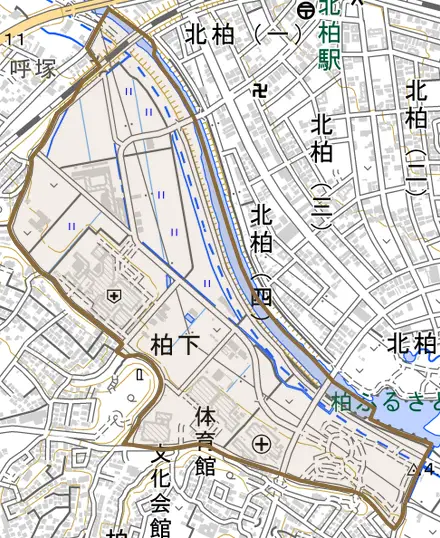 柏下とその周辺の地図。町の範囲を重ねている