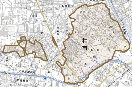 松ケ崎とその周辺の地図。町の範囲を重ねている