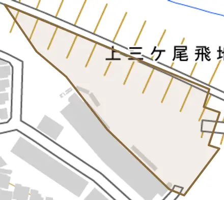 上三ケ尾飛地とその周辺の地図。町の範囲を重ねている
