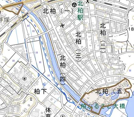 呼塚新田とその周辺の地図。町の範囲を重ねている