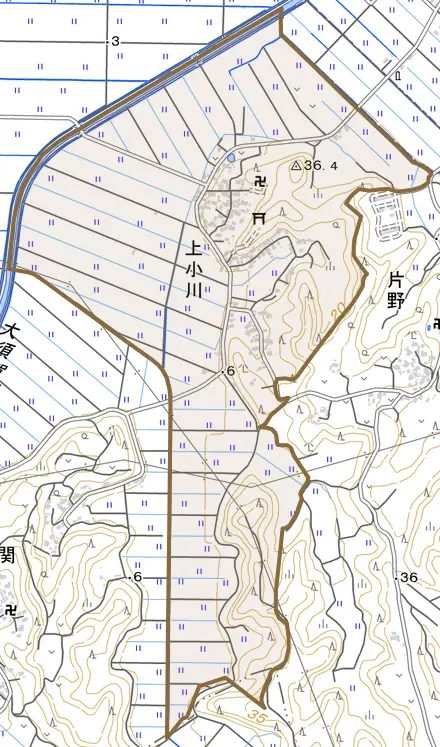 上小川とその周辺の地図。町の範囲を重ねている