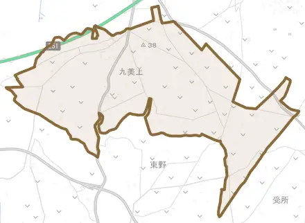 九美上とその周辺の地図。町の範囲を重ねている