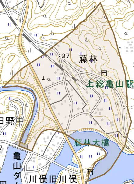 藤林とその周辺の地図。町の範囲を重ねている