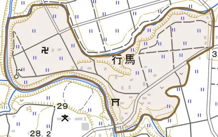 行馬とその周辺の地図。町の範囲を重ねている