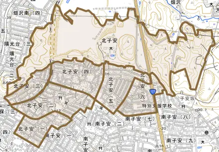 北子安とその周辺の地図。町の範囲を重ねている