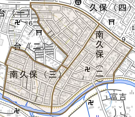 南久保とその周辺の地図。町の範囲を重ねている